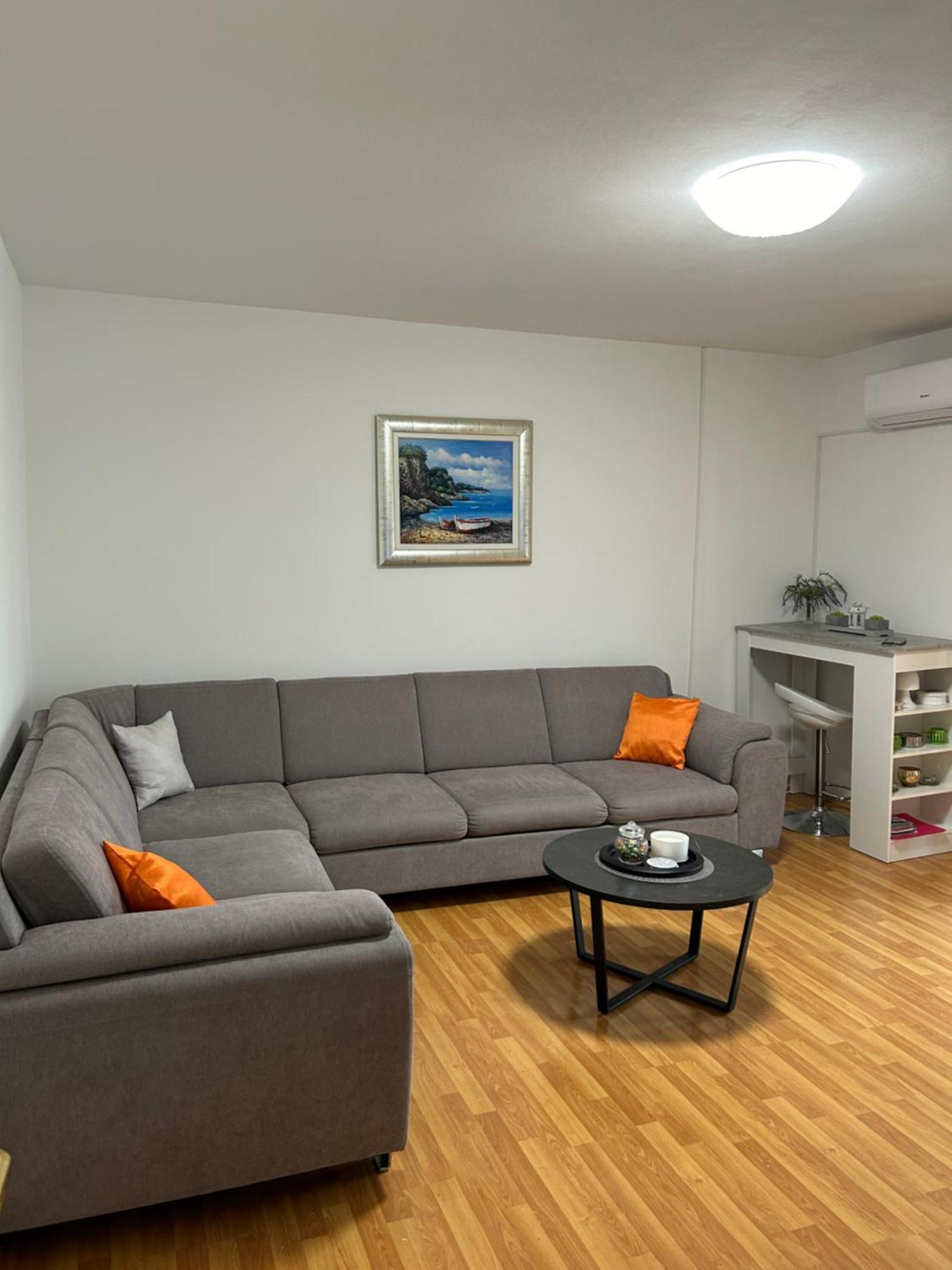 Garden Apartment Dina With Free Parking سبليت المظهر الخارجي الصورة